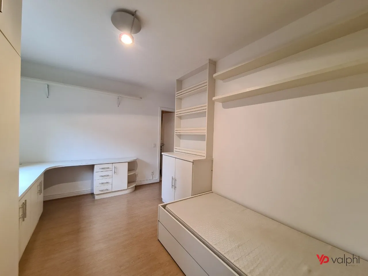 Квартира з 3 спальнями, 4 ванними та 2 паркомісцями — photo 31