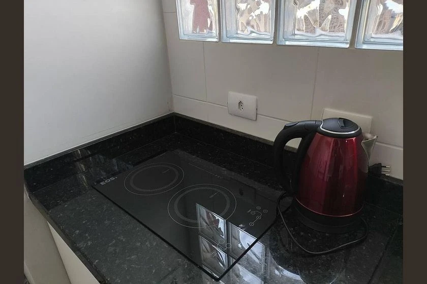 Furnished 1-bedroom apartment with an en-suite — photo 12