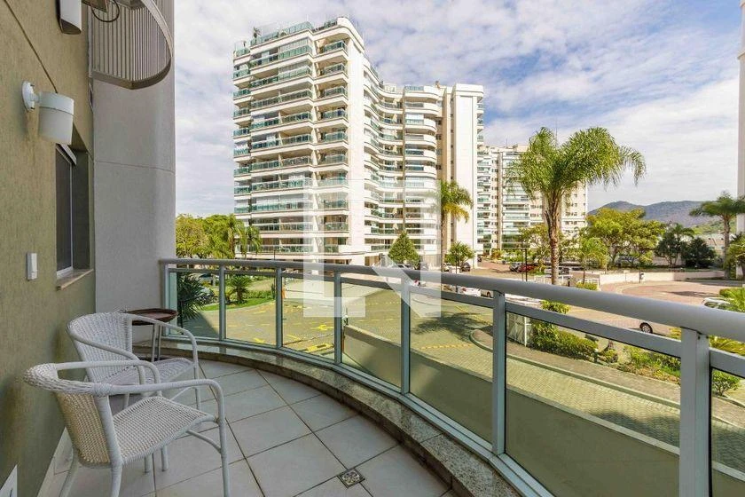 Apartamento mobiliado, 99 m², com janelas do piso ao teto — photo 11