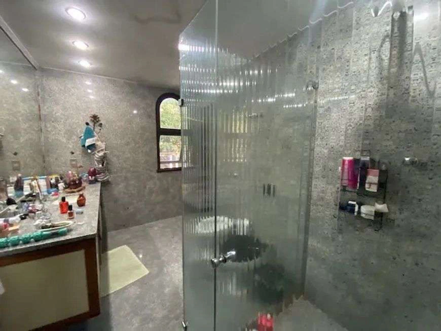 Casa de 6 quartos com 5 suítes e 8 banheiros — photo 29