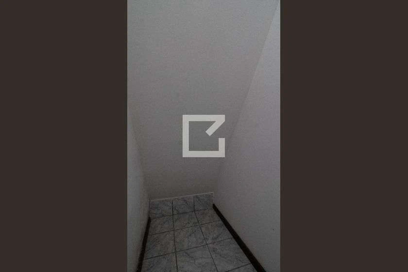 40 m² studio with an electric shower — photo 7