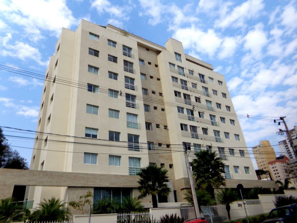 2-bedroom apartment with wood or laminate floors in Curitiba — photo 22