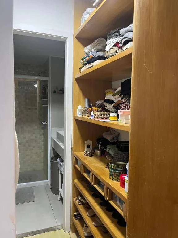 3-bedroom apartment with 2 parking spaces and 3 baths — photo 2