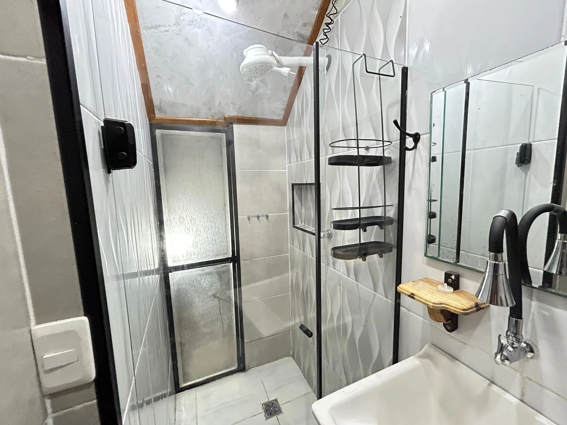 Furnished studio, 20 m², with a home office — photo 5