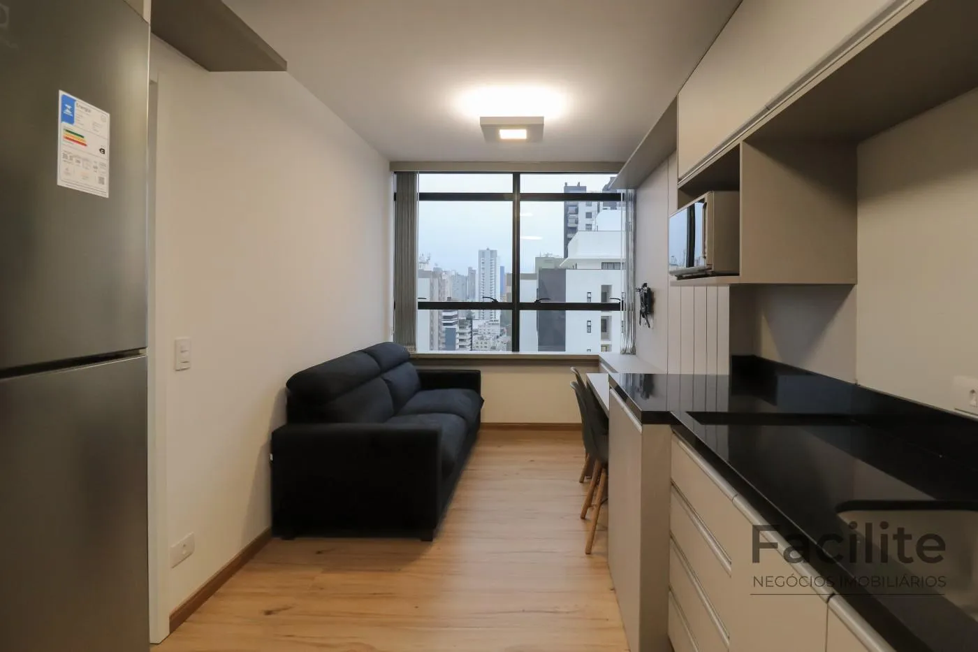 Apartment on the 19th floor with a home office — photo 9