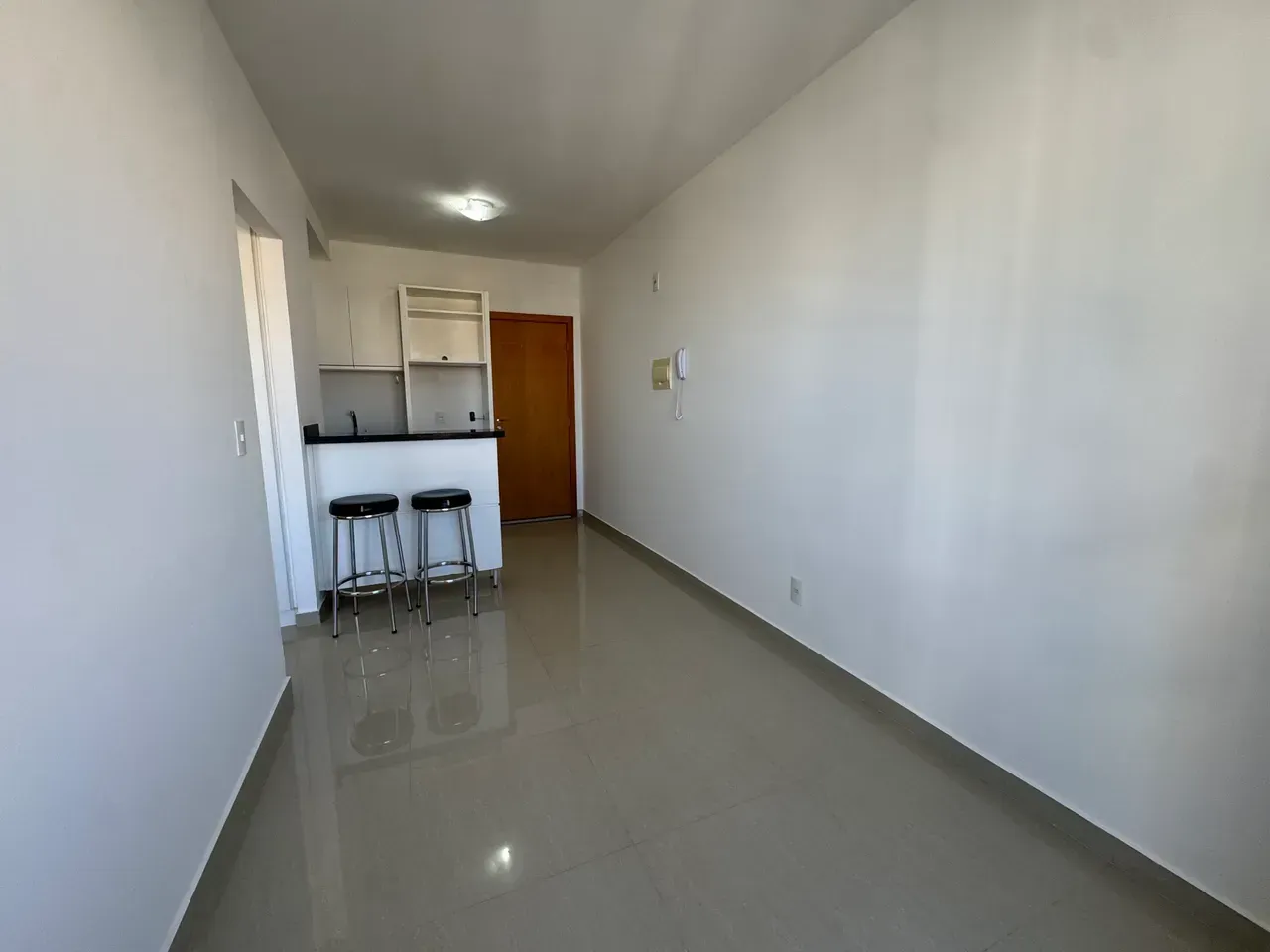 Apartamento 1 dormitório sem vaga com cozinha integrada — photo 11