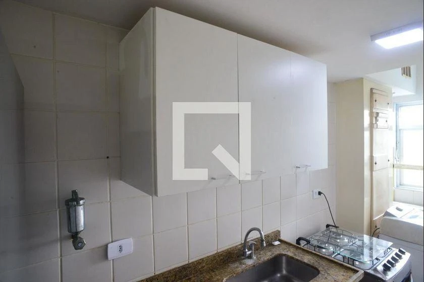 Apartamento de 80 m² com 2 quartos e varanda — photo 17