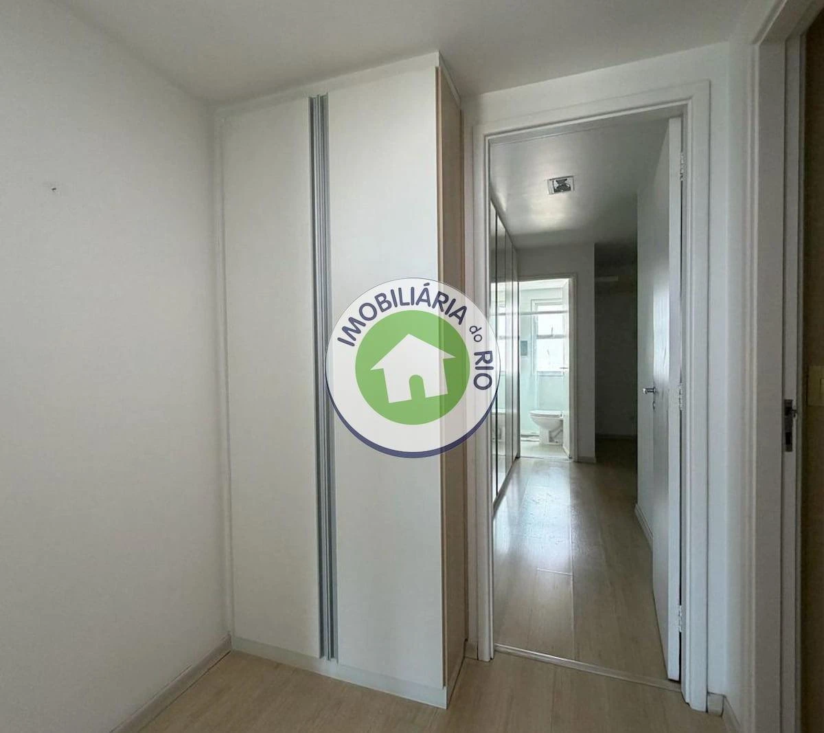 4-bedroom apartment with 5 bathrooms and 3 parking spots — photo 28