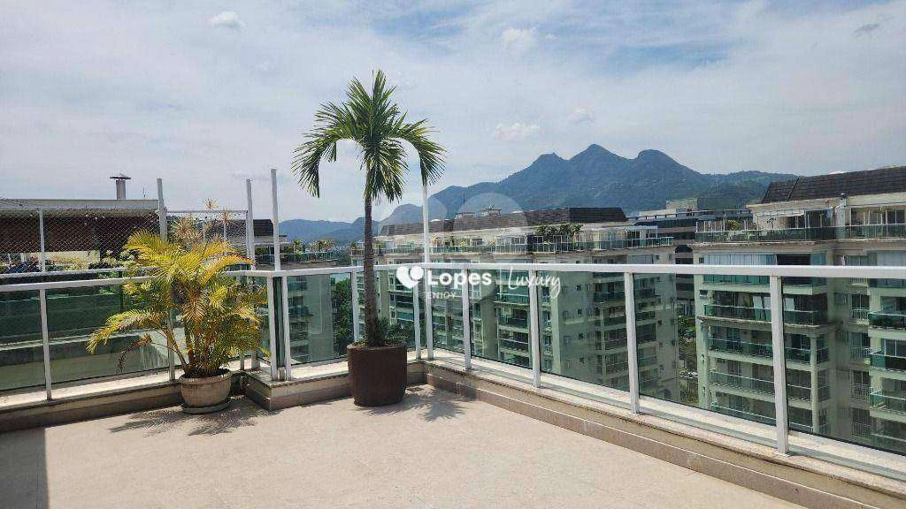 Furnished duplex penthouse with 3 parking spots and 203 m² — photo 9