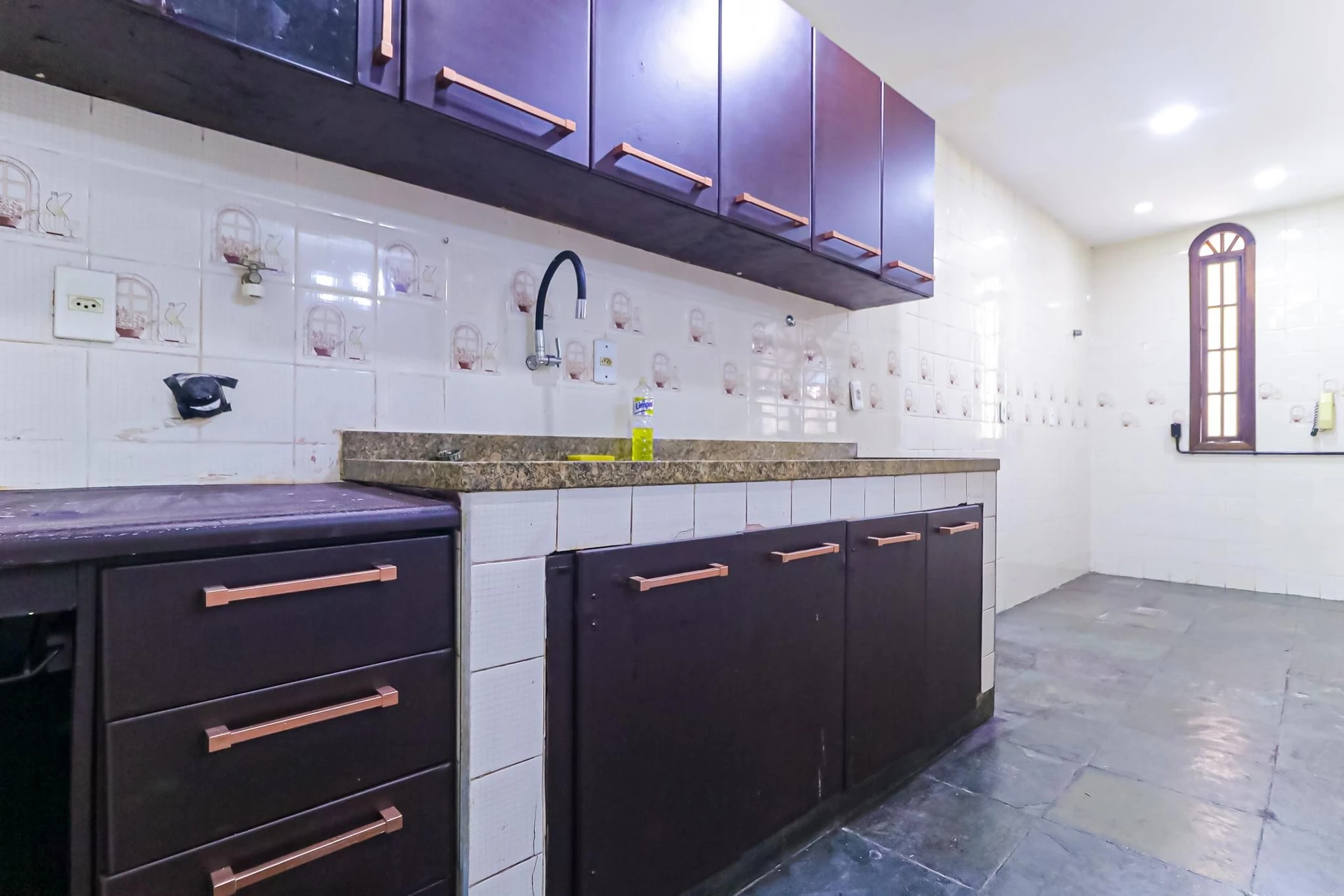 House, 240 m², with a jacuzzi — photo 3