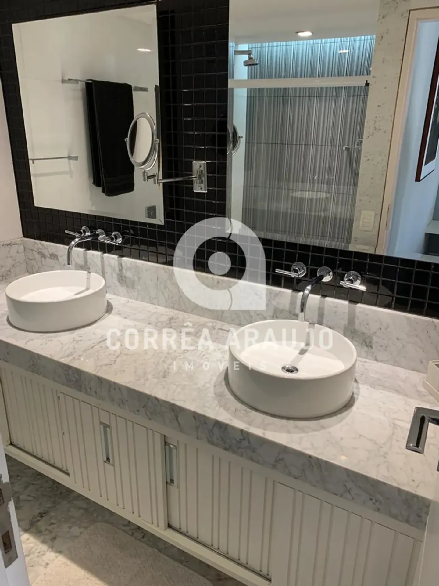 Apartamento sem mobília com 2 quartos e 97 m² — photo 23