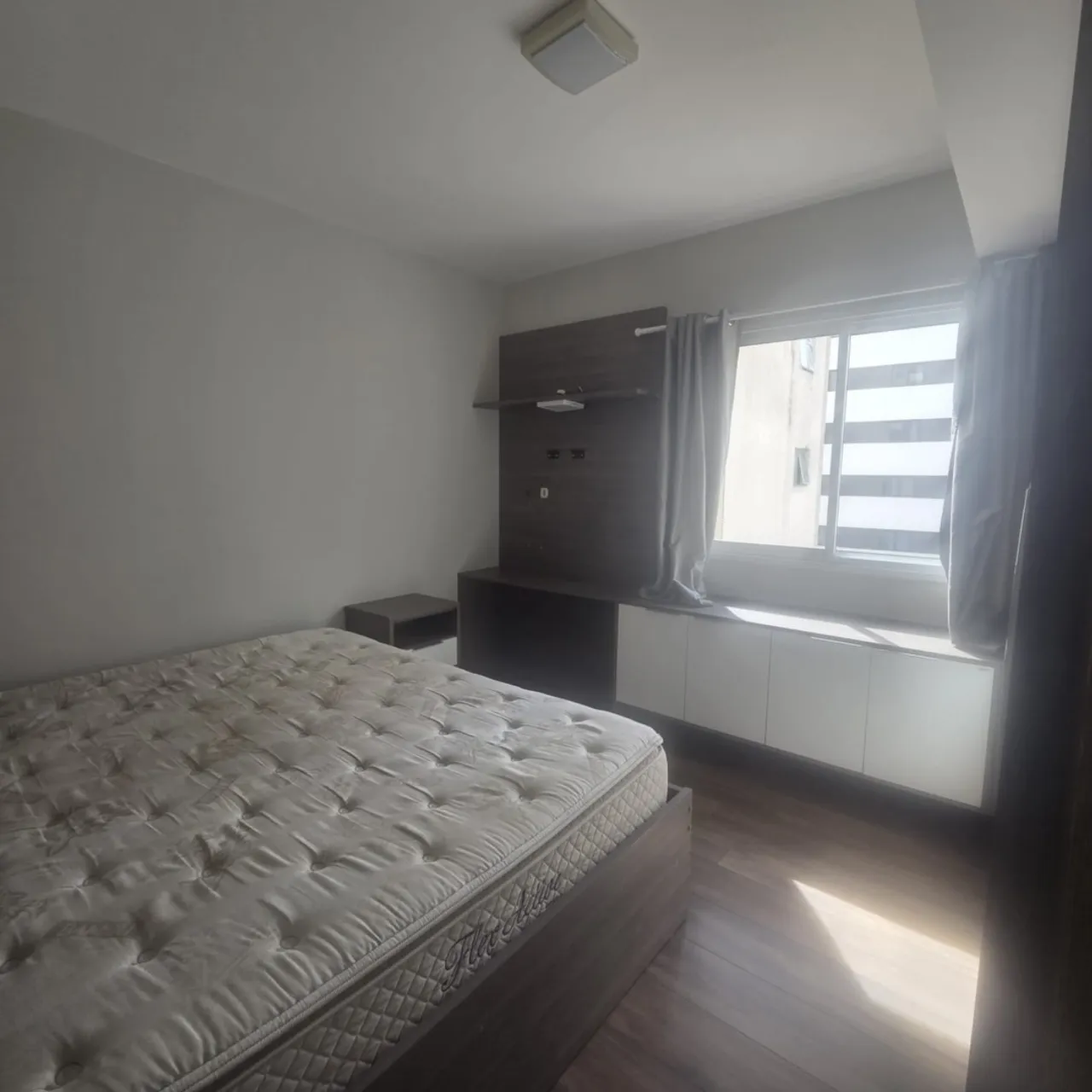Furnished 1-bedroom apartment with 1 parking spot — photo 7