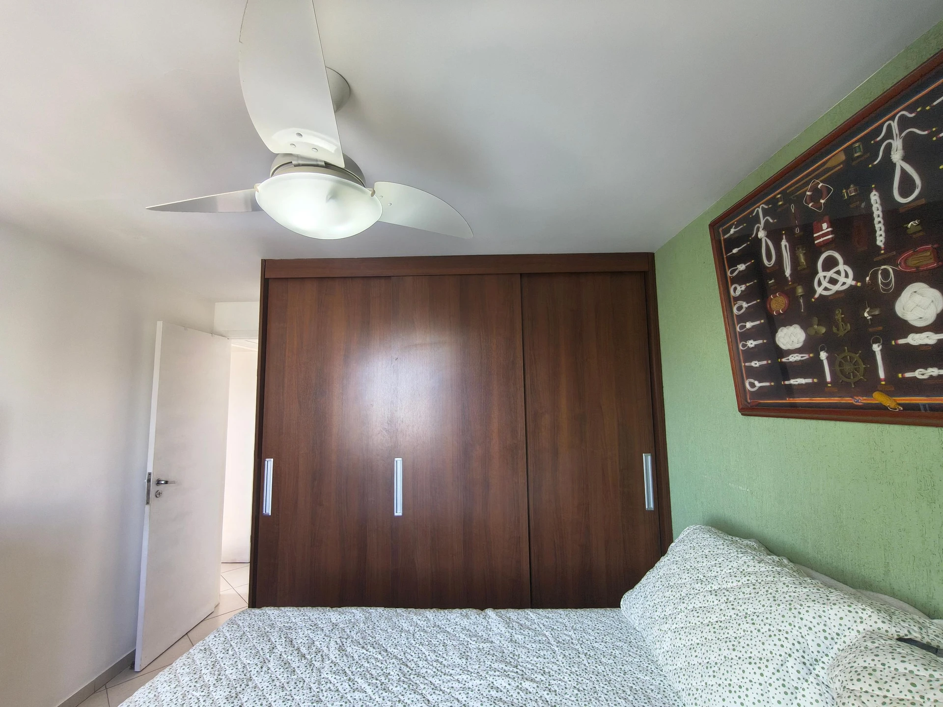 3-bedroom apartment in a building with a sauna — photo 18