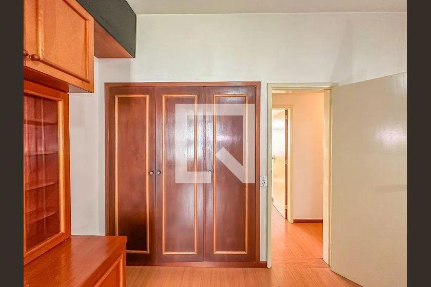 3-bedroom apartment with a bathtub — photo 20