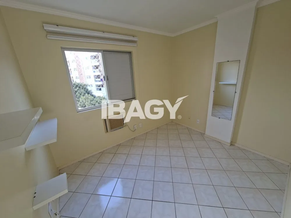 Apartamento amueblado de 3 dormitorios con suite — photo 17