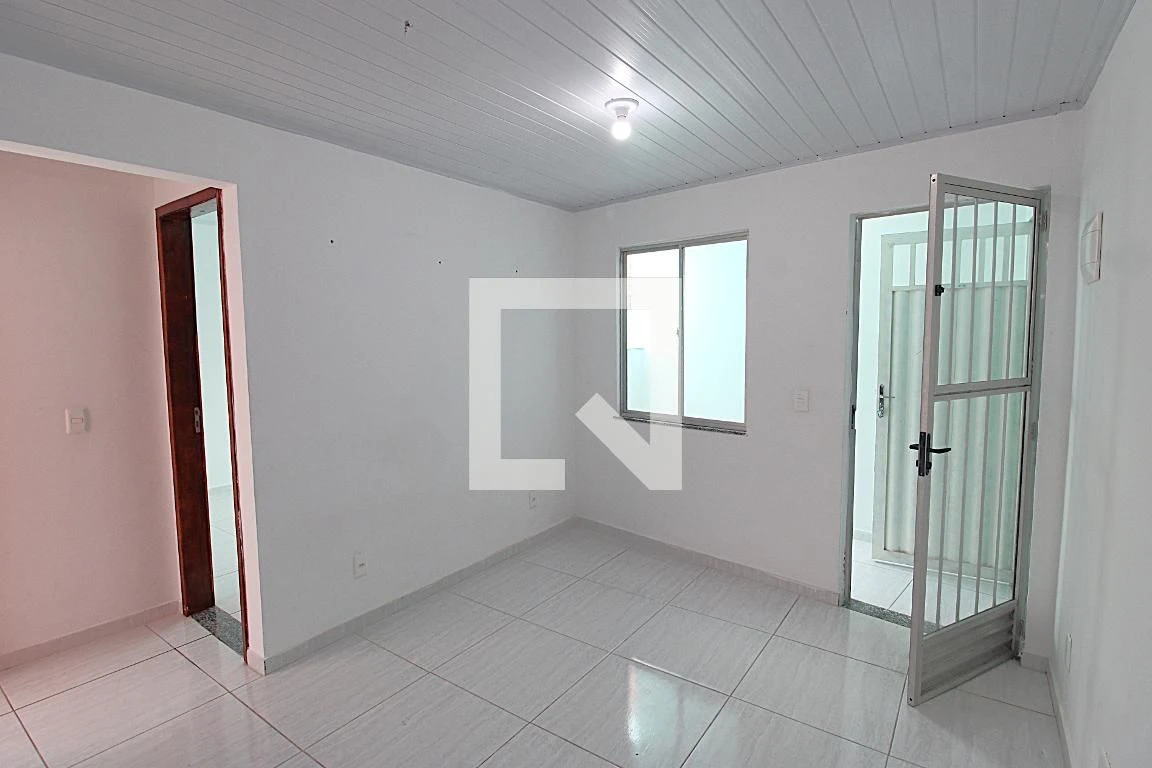 Unfurnished 2-bedroom apartment with open-plan kitchen — photo 5