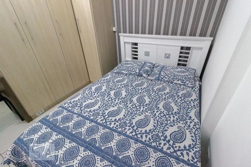 Furnished 1-bedroom apartment with en-suite bath and pets — photo 5
