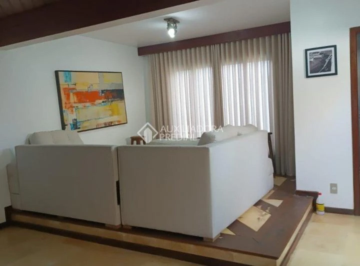 House with 4 bedrooms and shared swimming pool — photo 3