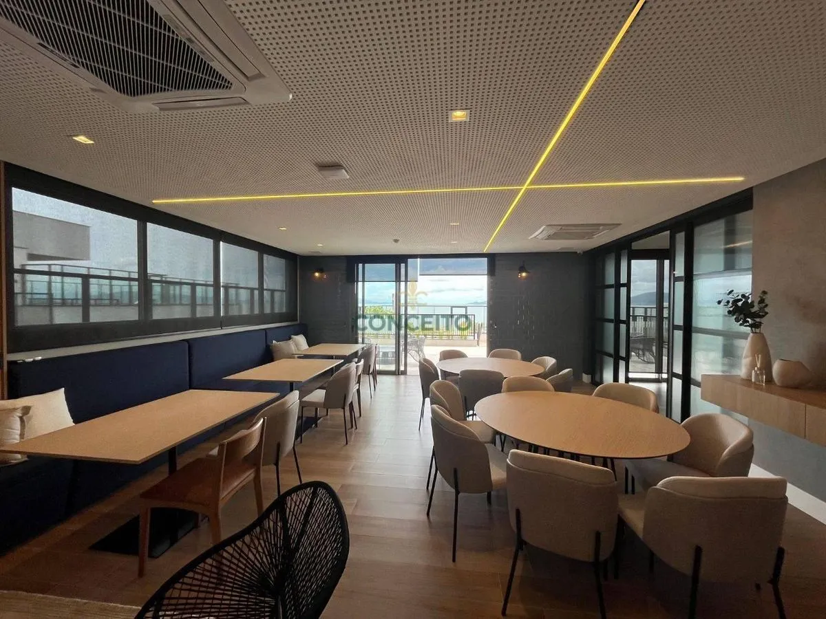 Furnished apartment, 69 m², with a grill on the balcony — photo 35