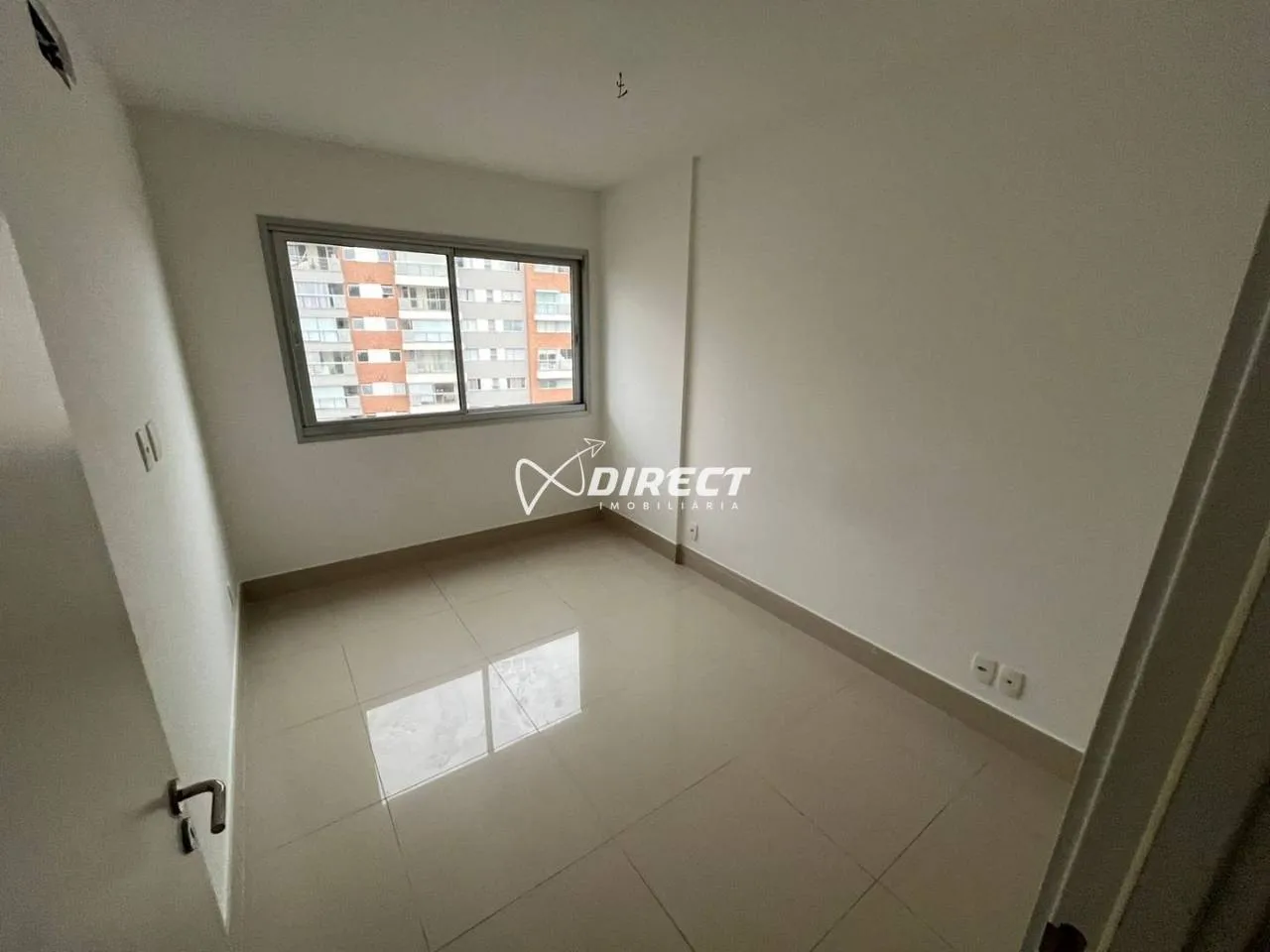 2-bedroom apartment with balcony and enclosed kitchen — photo 27