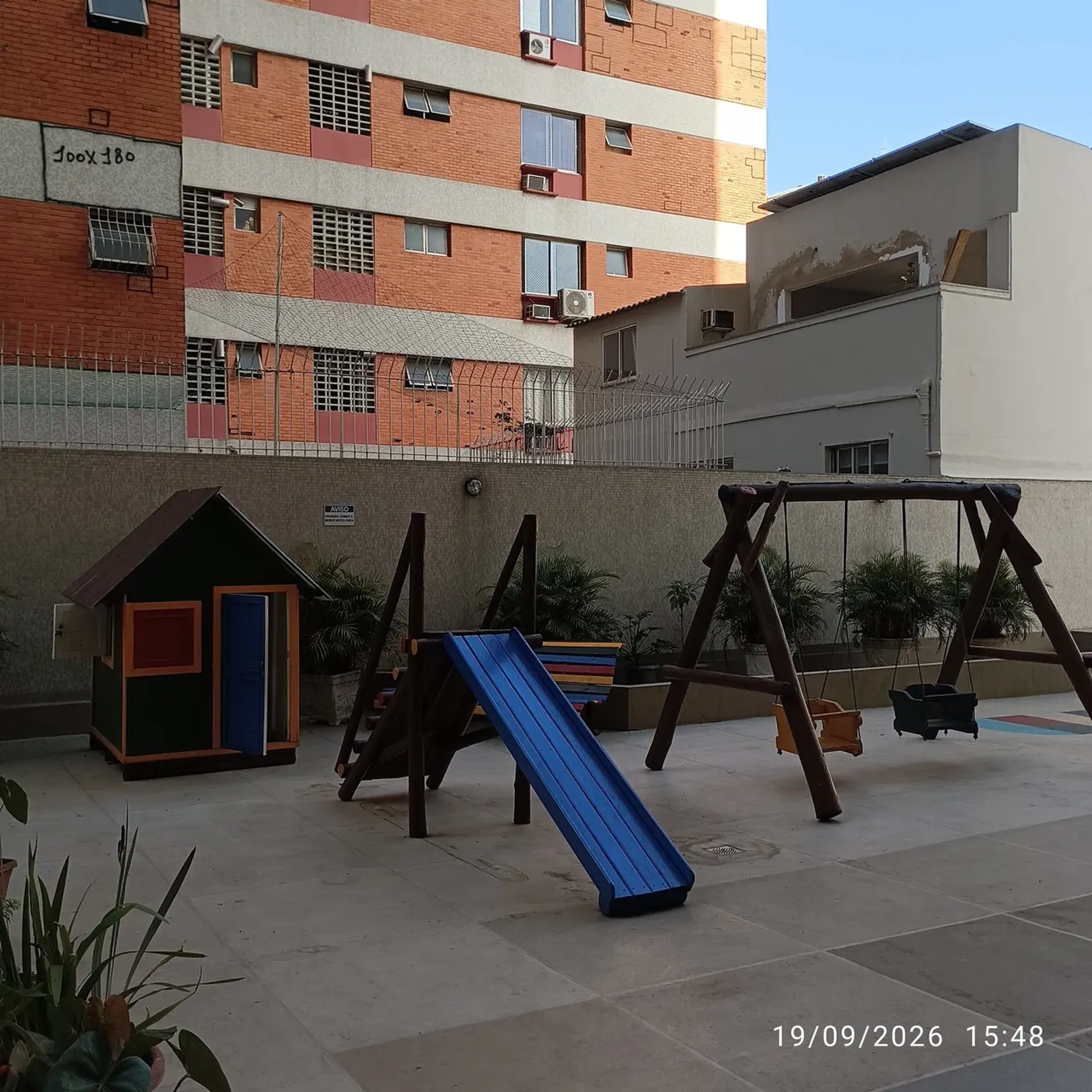 2-bedroom apartment in a building with a pool — photo 29