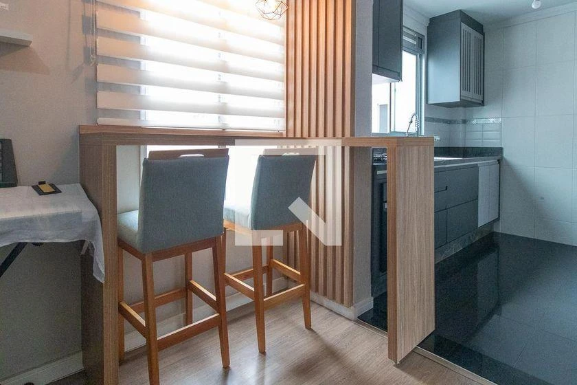 47 m² apartment with a walk-in closet and a home office — photo 8
