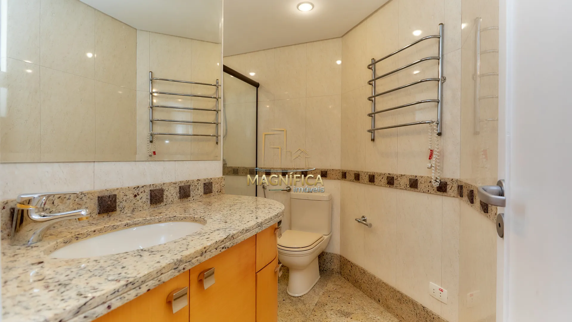 Apartamento de 322 m² con 3 suites y 4 plazas de garaje — photo 35
