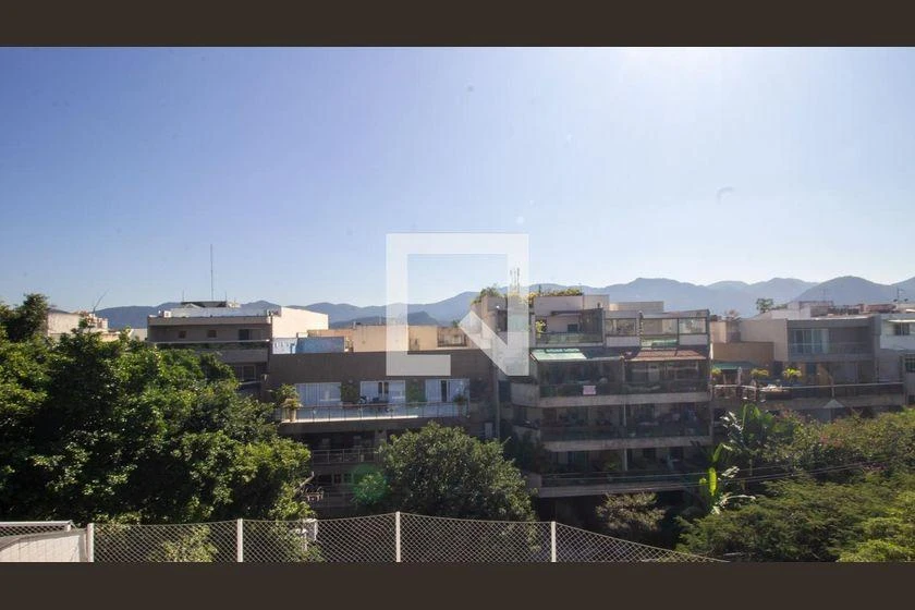 Penthouse with 3 en-suite bedrooms and 350 m², 4 parking — photo 40