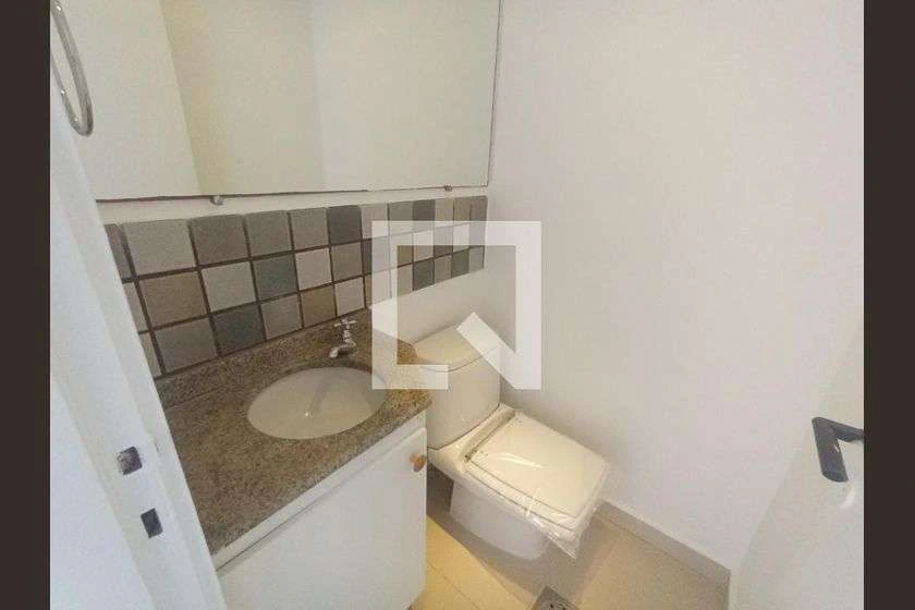 Квартира з 2 спальнями з ванною і балконом, 75 м² — photo 31