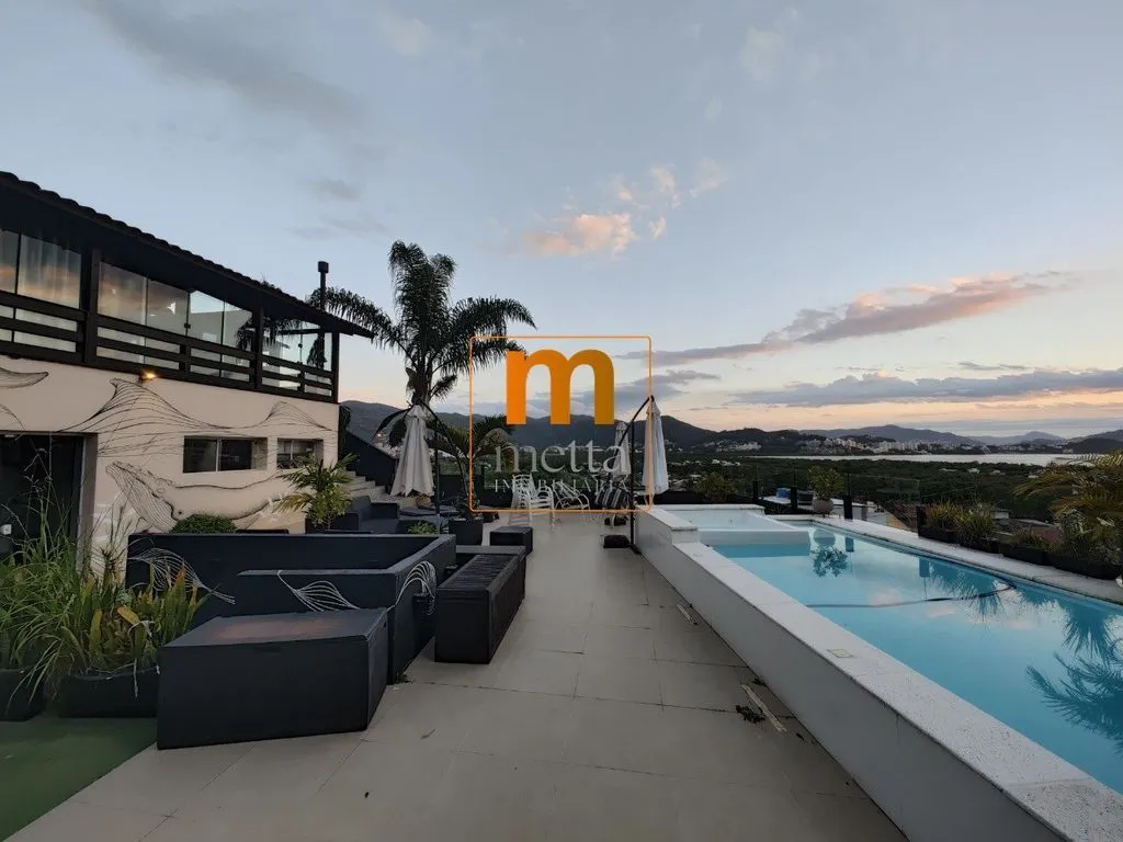 Меблированный дом с 2 спальнями, 3 ванными и 400 м² — photo 7