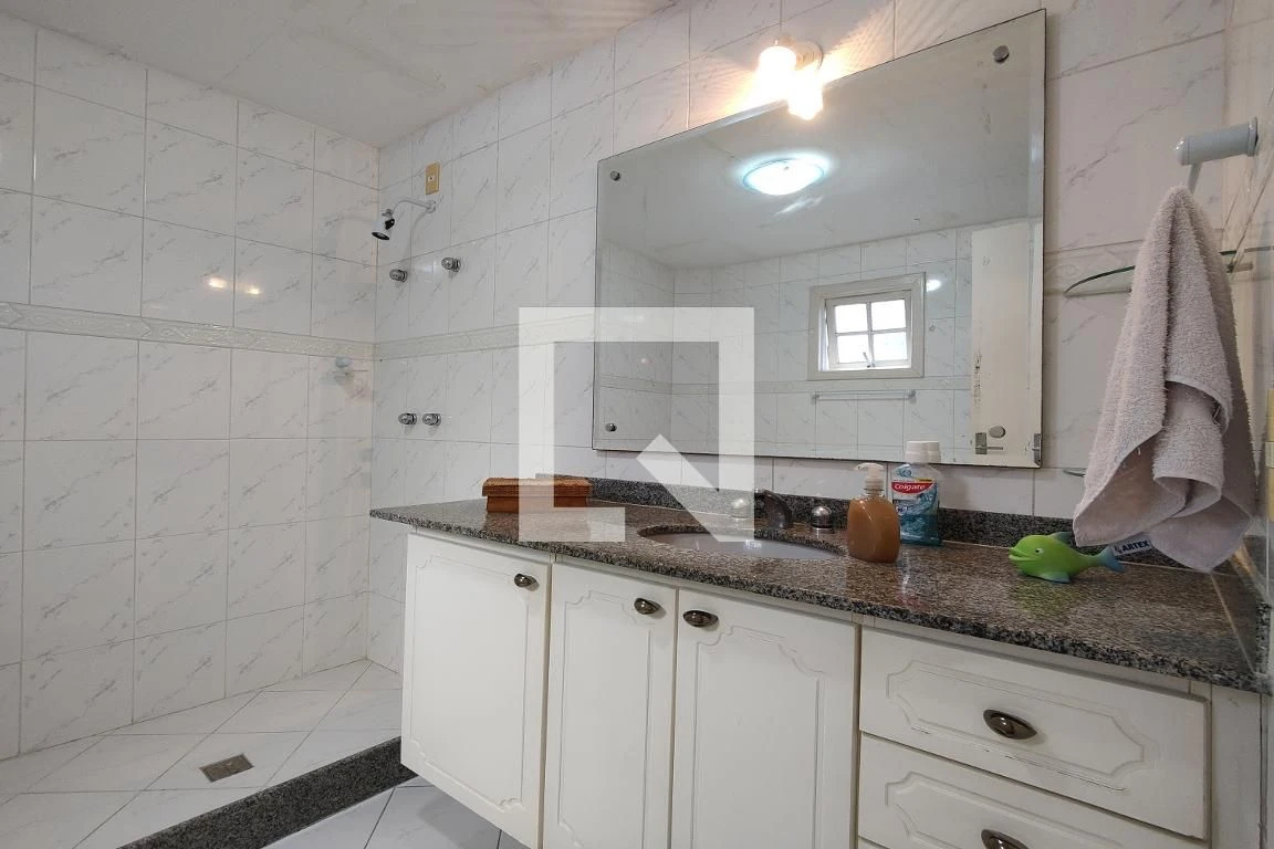 Casa mobiliada com 3 quartos, varanda e 3 banheiros — photo 16