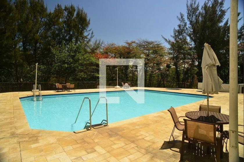 Furnished apartment with balcony and 2 en-suite bedrooms — photo 24