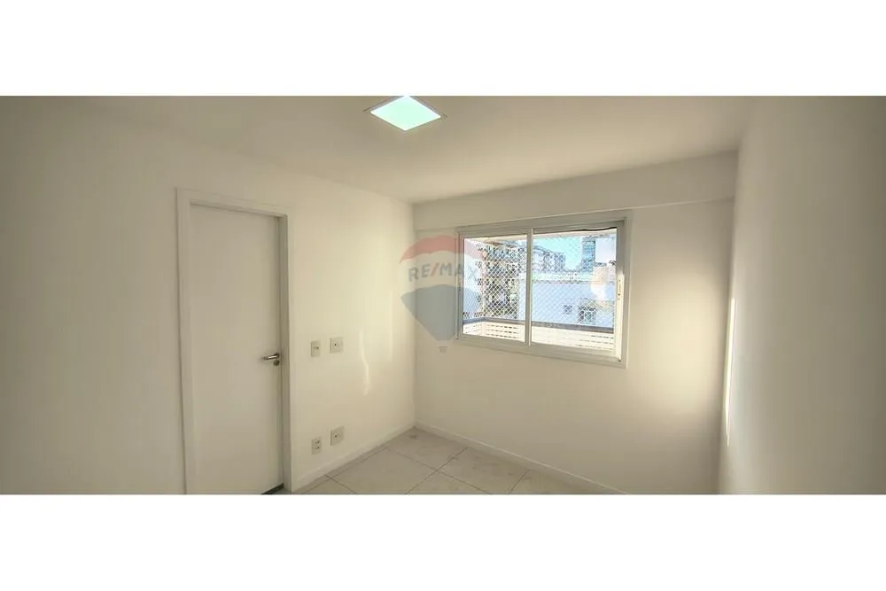 3-bedroom apartment with 3 bathrooms and 2 parking spots — photo 25