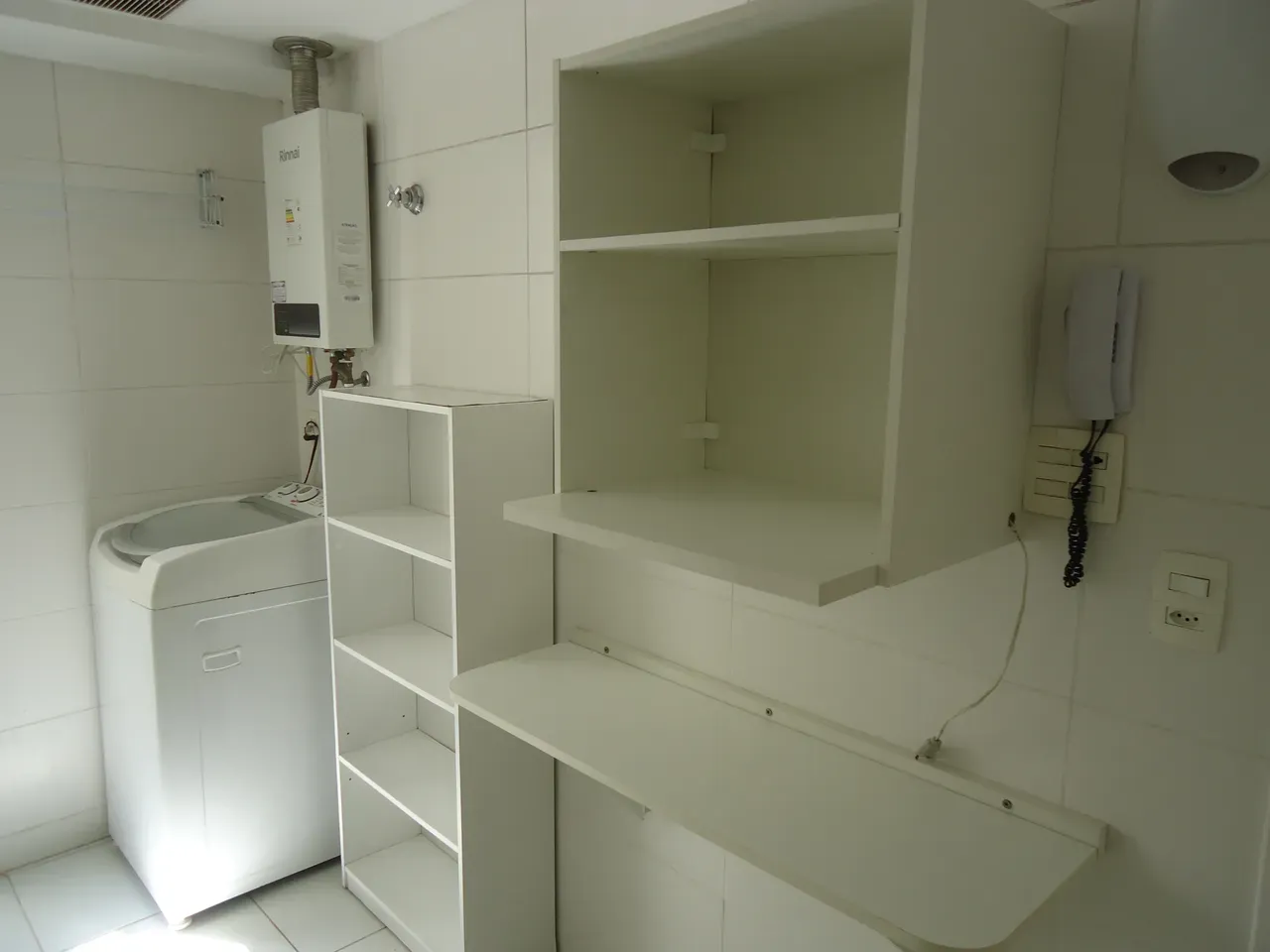 90 m² apartment with 2 bedrooms and a balcony — photo 23