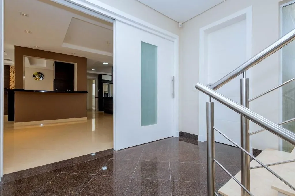 Furnished house 649 m² with 4 en-suite bedrooms — photo 75