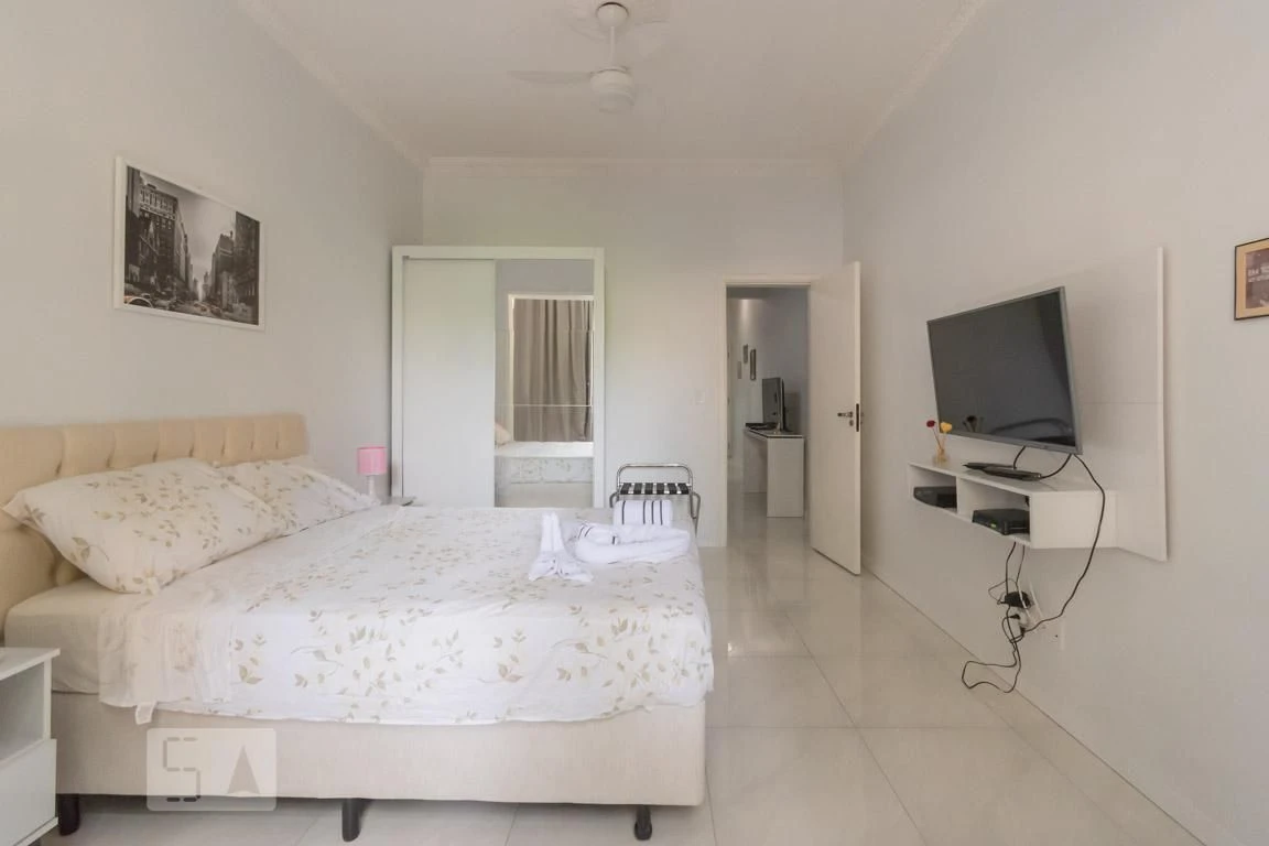Furnished one-bedroom, 40 m² apartment in Rio de Janeiro — photo 9