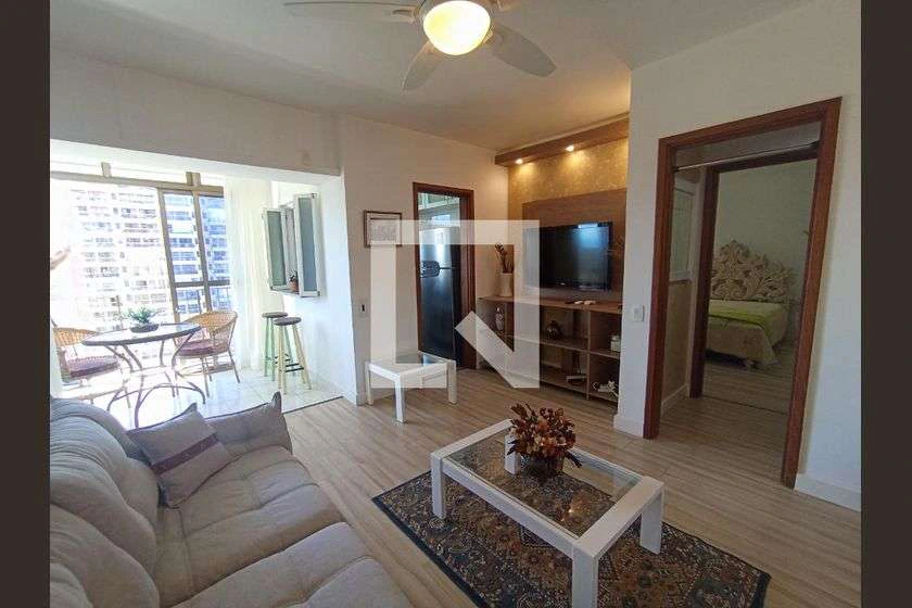 Apartamento mobiliado com 2 suítes e 2 vagas, 70 m²