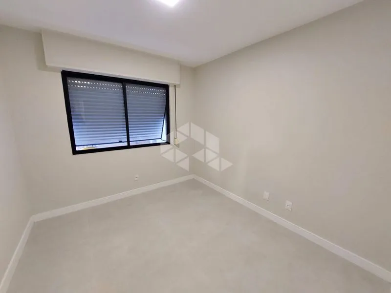 3-bedroom apartment with 1 suite and 109 m² — photo 33