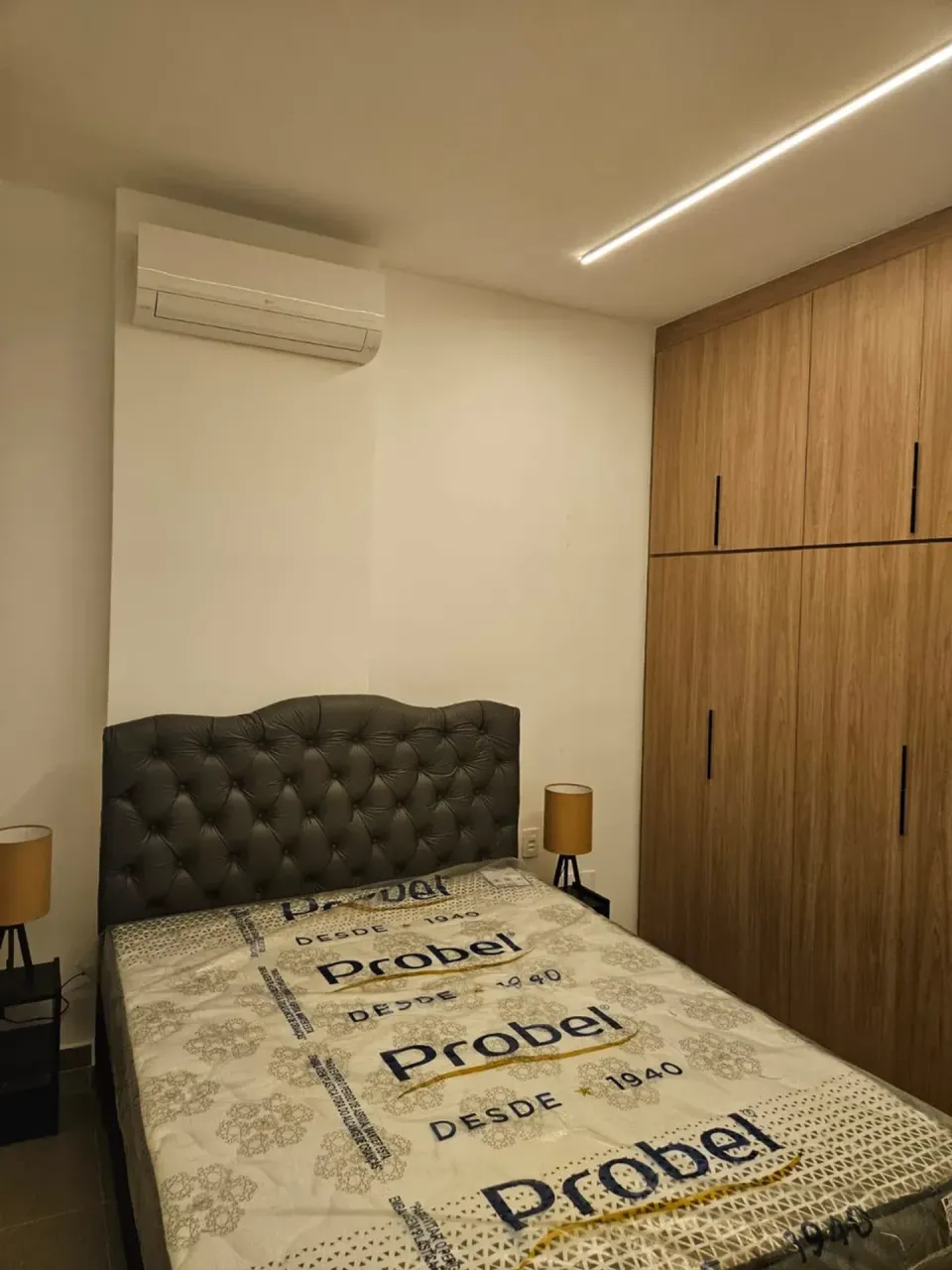 Furnished apartment with air conditioning and 1 bedroom — photo 12