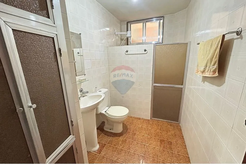 2-bedroom apartment with a separate kitchen — photo 12