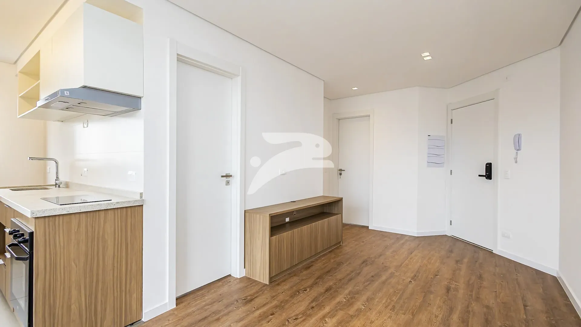 Unfurnished 94 m² apartment with 2 bedrooms and parking — photo 11