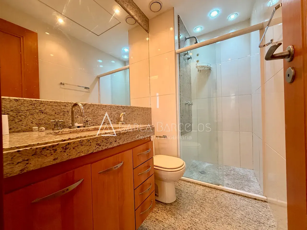 Apartment with 4 suites and 5 bathrooms, 3 parking spots — photo 10