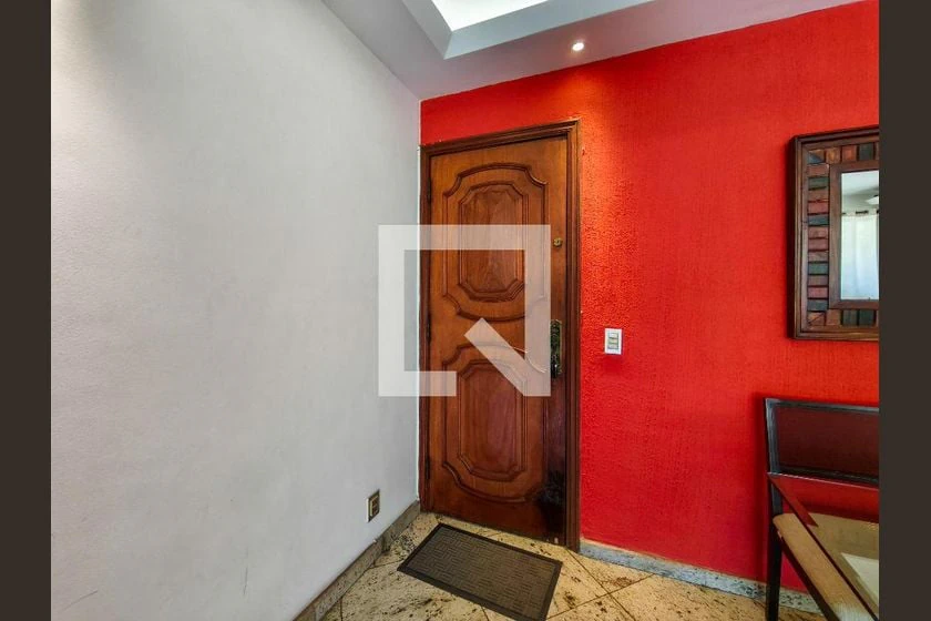 Mountain view in a 4-bedroom apartment, 159 m² — photo 27