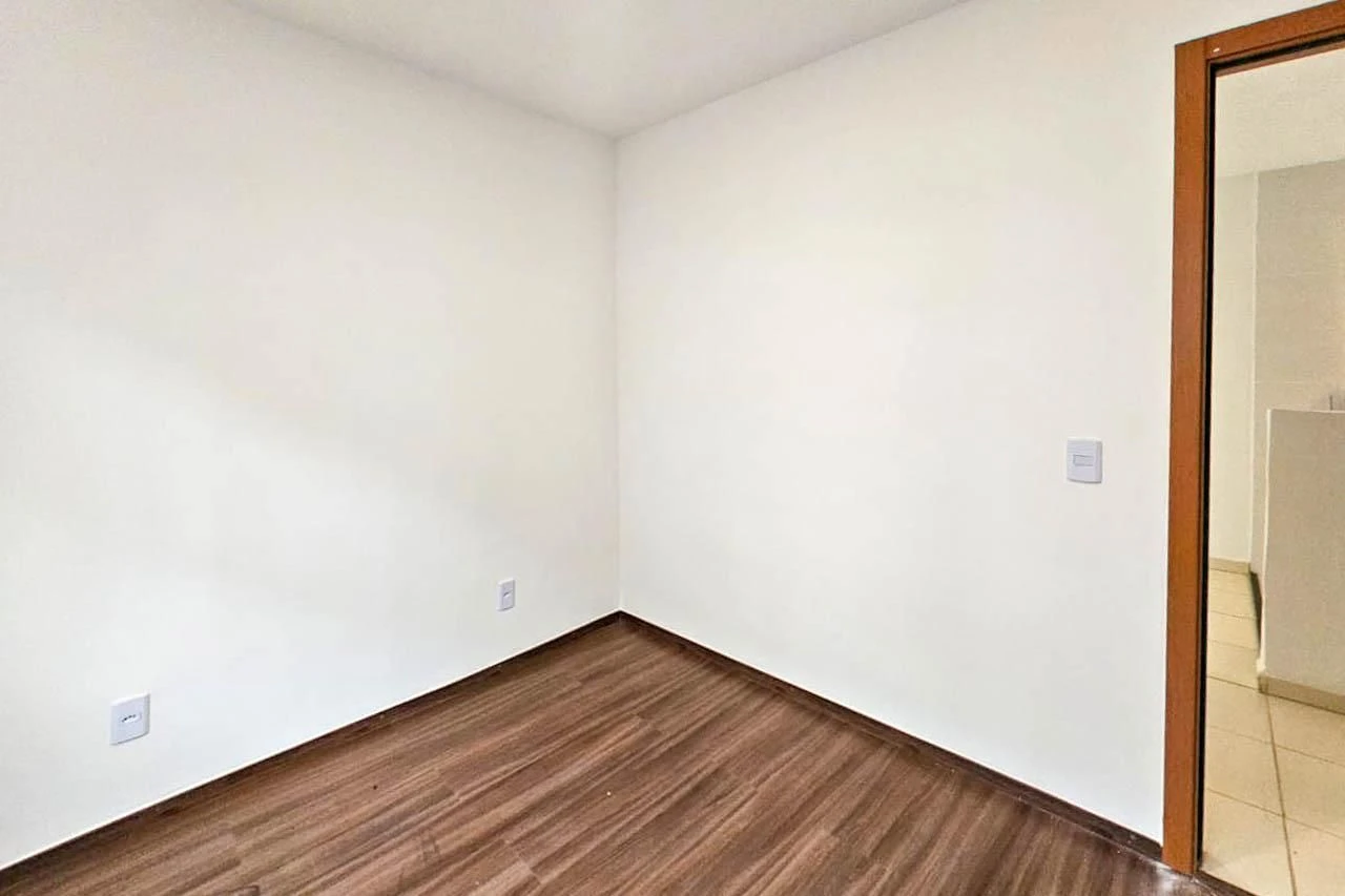 Apartamento de 2 quartos em condomínio com piscina — photo 22