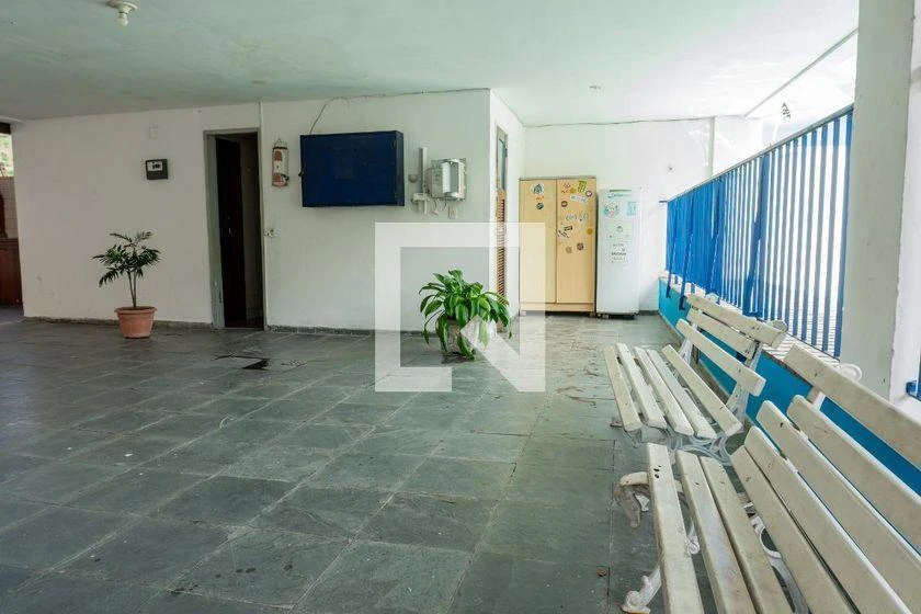 3-bedroom apartment with a washing machine — photo 5