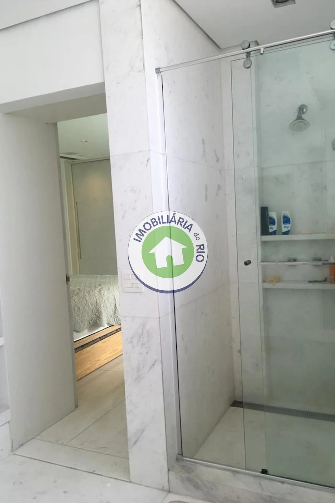 Apartamento mobiliado com 3 dormitórios e 5 banheiros — photo 29