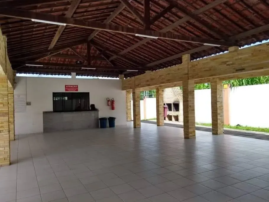 Apartamento de 2 quartos em condomínio com piscina — photo 5