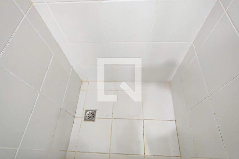 Apartamento vazio de 3 quartos com varanda e 185 m² — photo 41