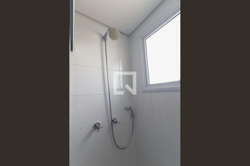 266 m² apartment with a bathtub and a walk-in closet — photo 31