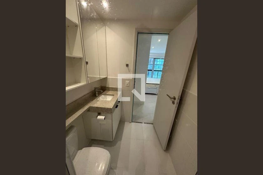 Apartamento de 2 quartos com máquina de lavar — photo 42